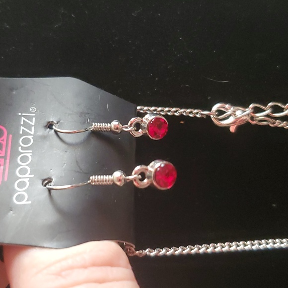 🌹#17 Red and black teardrop necklace - Picture 4 of 5